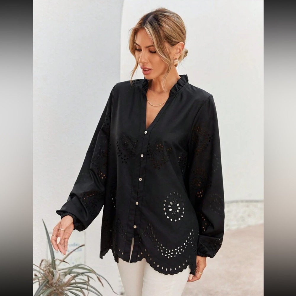 Cut out Eyelet Embroidery Blouse